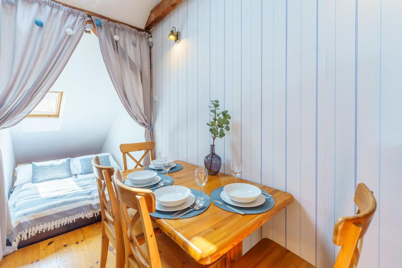 Klimatyczny Apartament Przy Bulwarze Optima Kołobrzeg Exterior foto