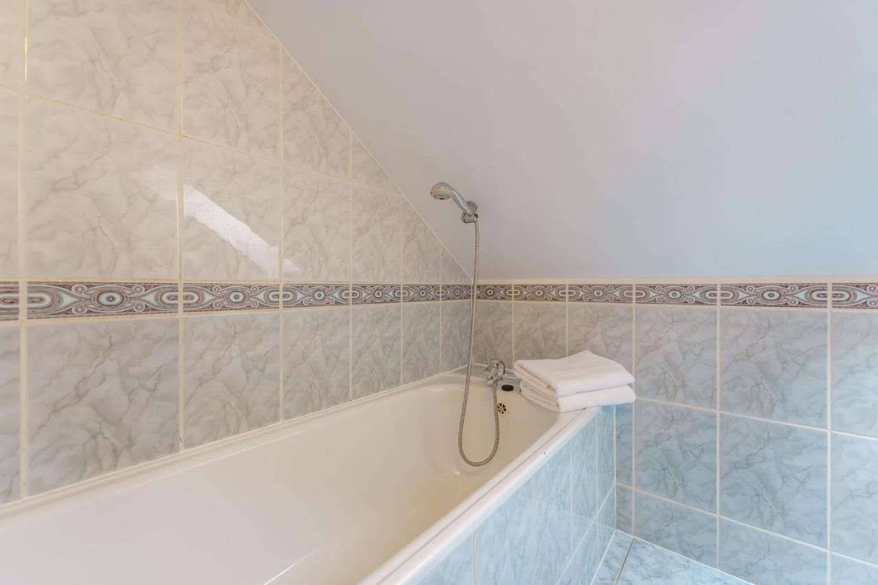 Klimatyczny Apartament Przy Bulwarze Optima Kołobrzeg Exterior foto